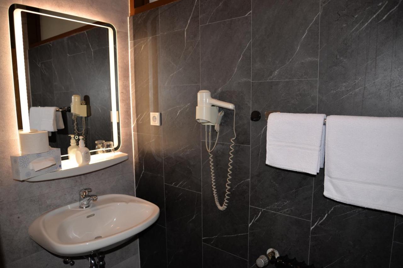 Hotel Paffhausen Wirges Екстер'єр фото